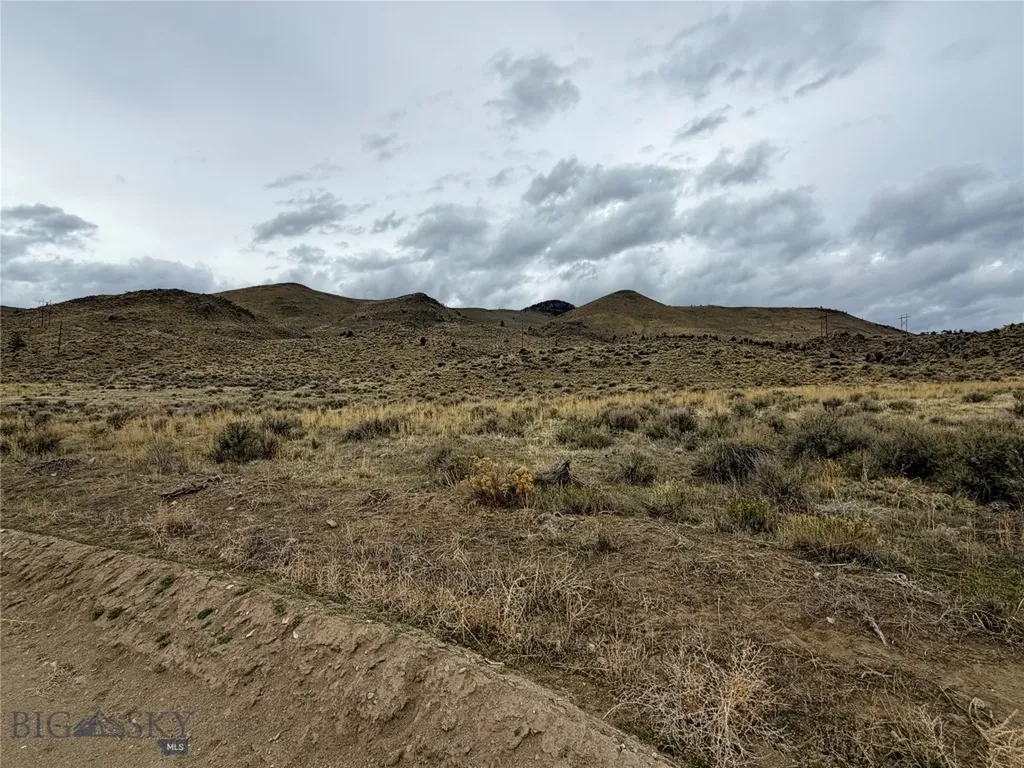 3021 Big Horn Road Melrose MT 59725