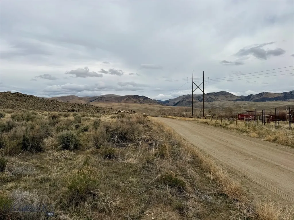 3021 Big Horn Road Melrose MT 59725