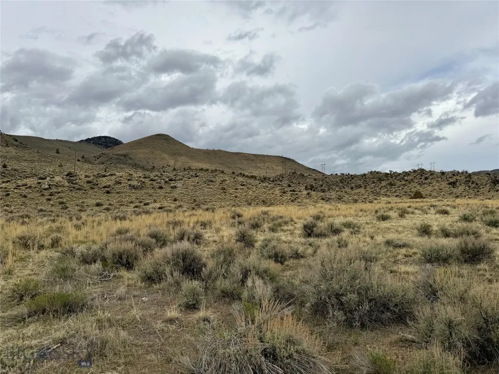 3021 Big Horn Road Melrose MT 59725