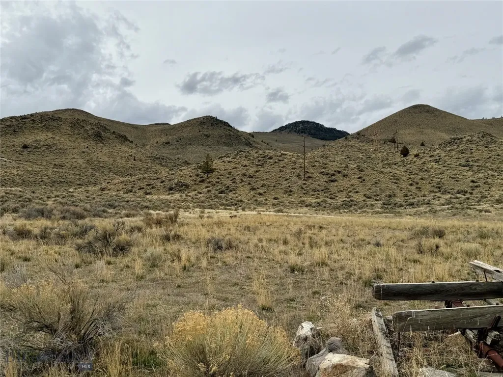 3021 Big Horn Road Melrose MT 59725