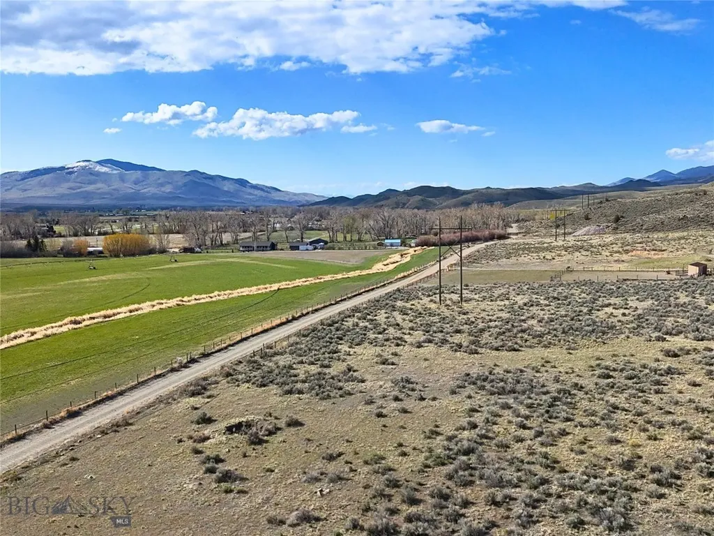 3021 Big Horn Road Melrose MT 59725