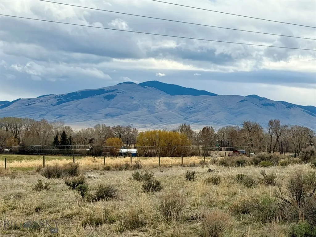 3021 Big Horn Road Melrose MT 59725