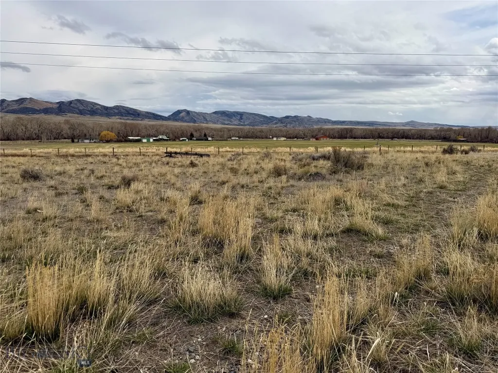 3021 Big Horn Road Melrose MT 59725
