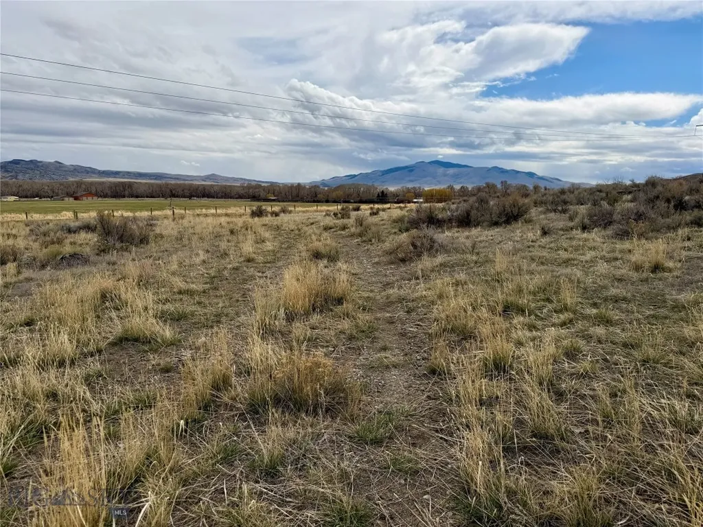 3021 Big Horn Road Melrose MT 59725