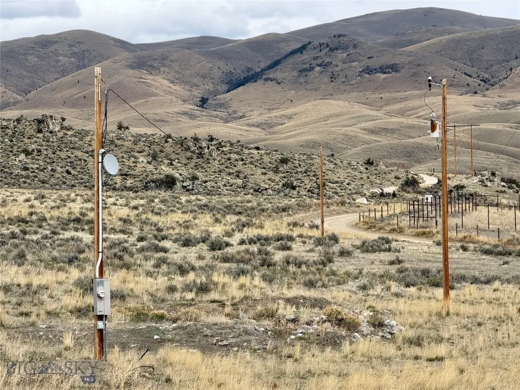 3021 Big Horn Road Melrose MT 59725