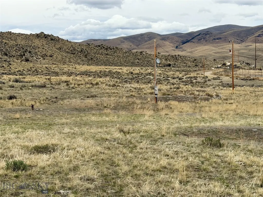3021 Big Horn Road Melrose MT 59725