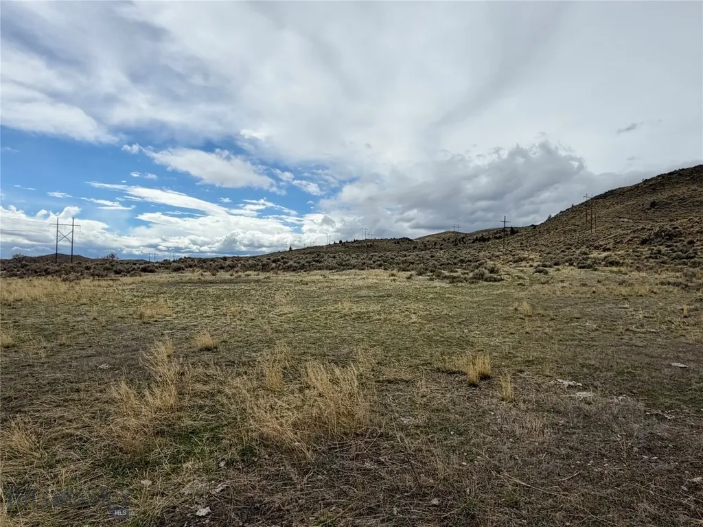 3021 Big Horn Road Melrose MT 59725