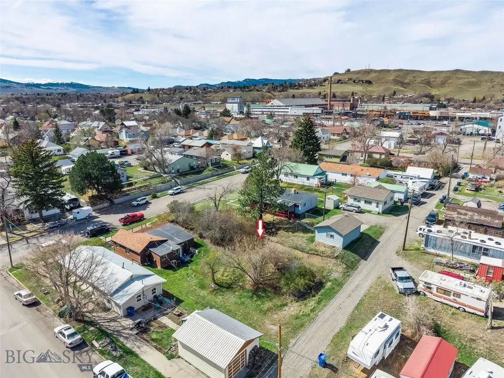129 1/2 S I Street Livingston MT 59047