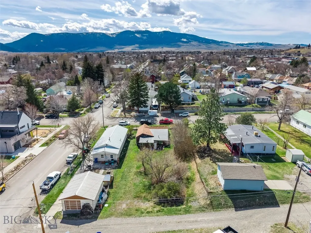 129 1/2 S I Street Livingston MT 59047