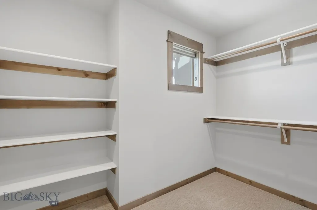 1305 Fozzie Lane Belgrade MT 59714