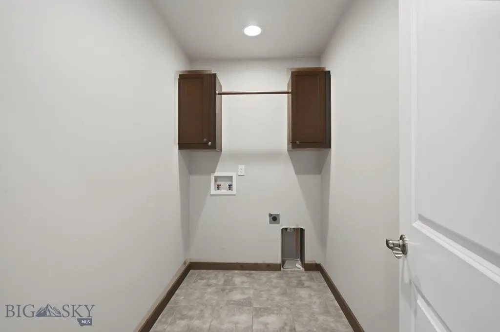1305 Fozzie Lane Belgrade MT 59714