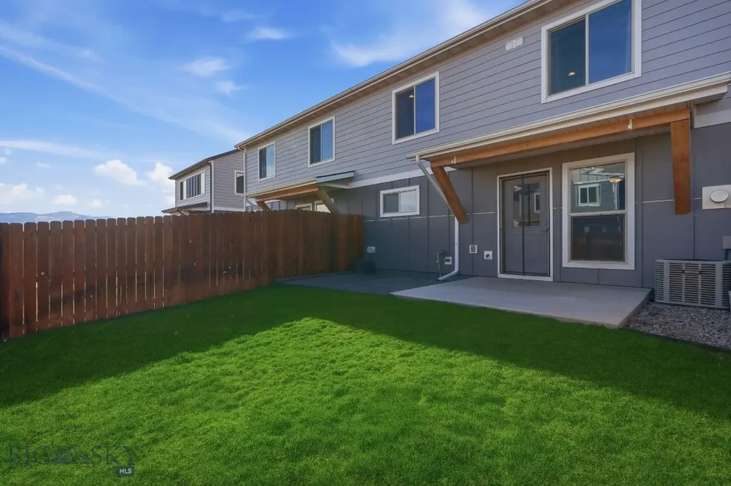 1305 Fozzie Lane Belgrade MT 59714
