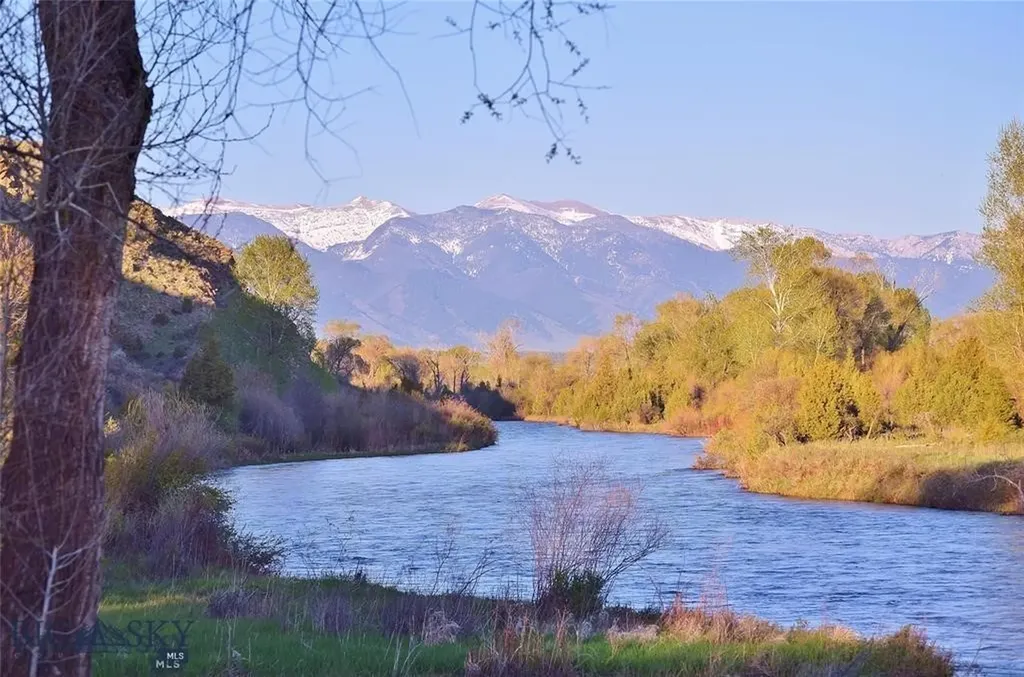Lot 97 Twin Rivers Cutoff Road Manhattan MT 59741