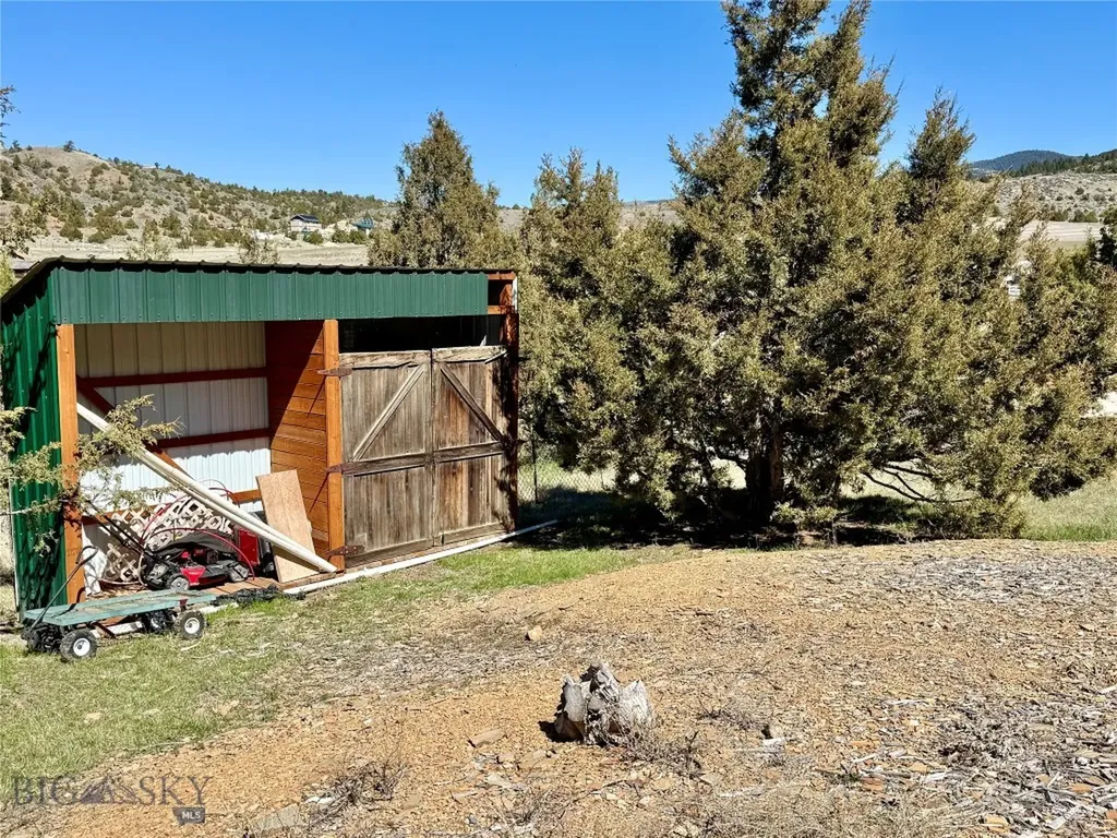 17248 Pole Gulch Road Three Forks MT 59752