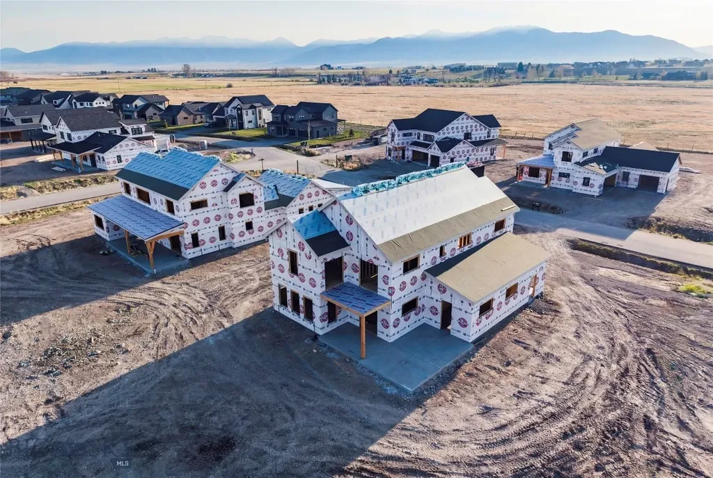 277 Creekbank Loop Bozeman MT 59718