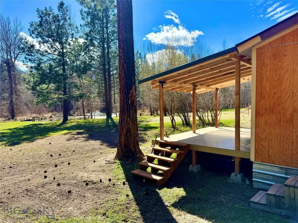 21481 Nine Mile Road Huson MT 59846