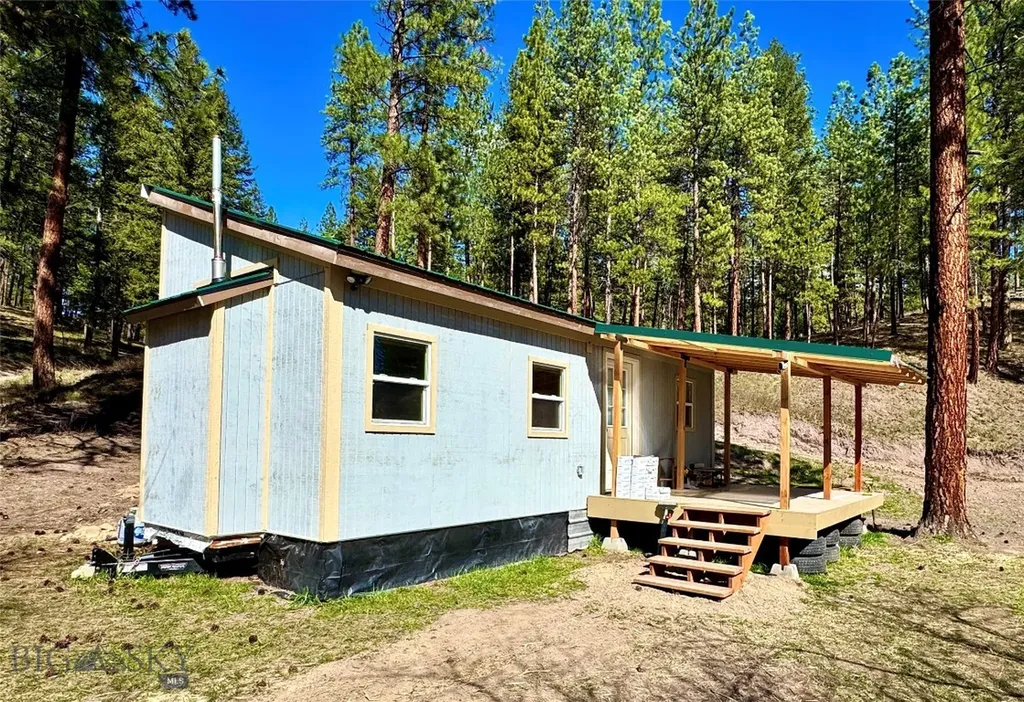 21481 Nine Mile Road Huson MT 59846