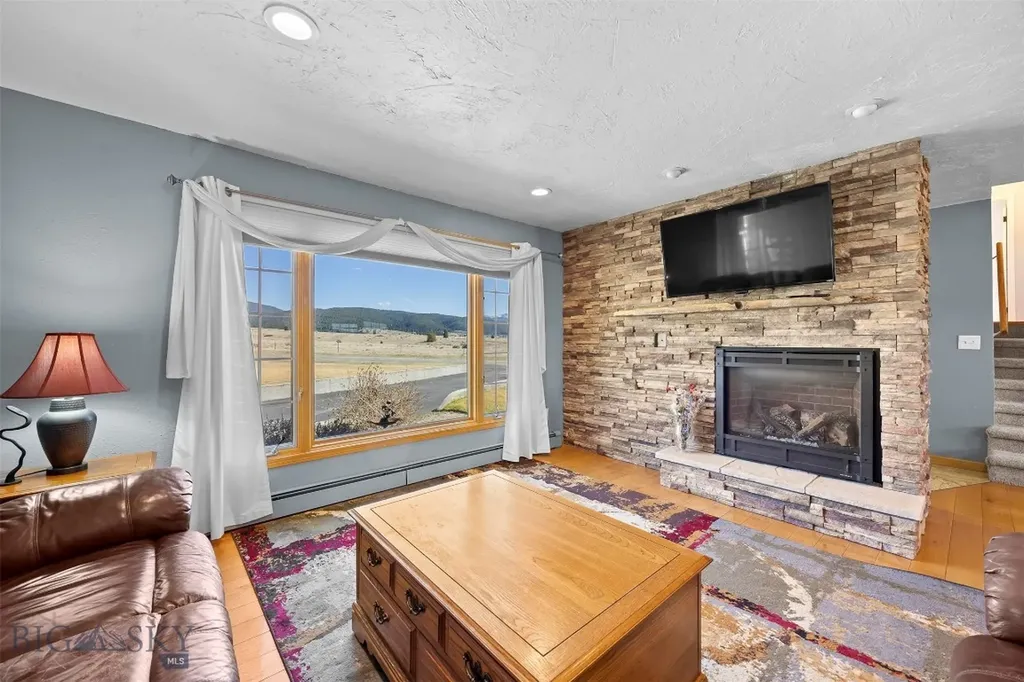 129 Aspen Butte MT 59701