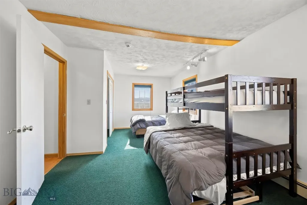 129 Aspen Butte MT 59701