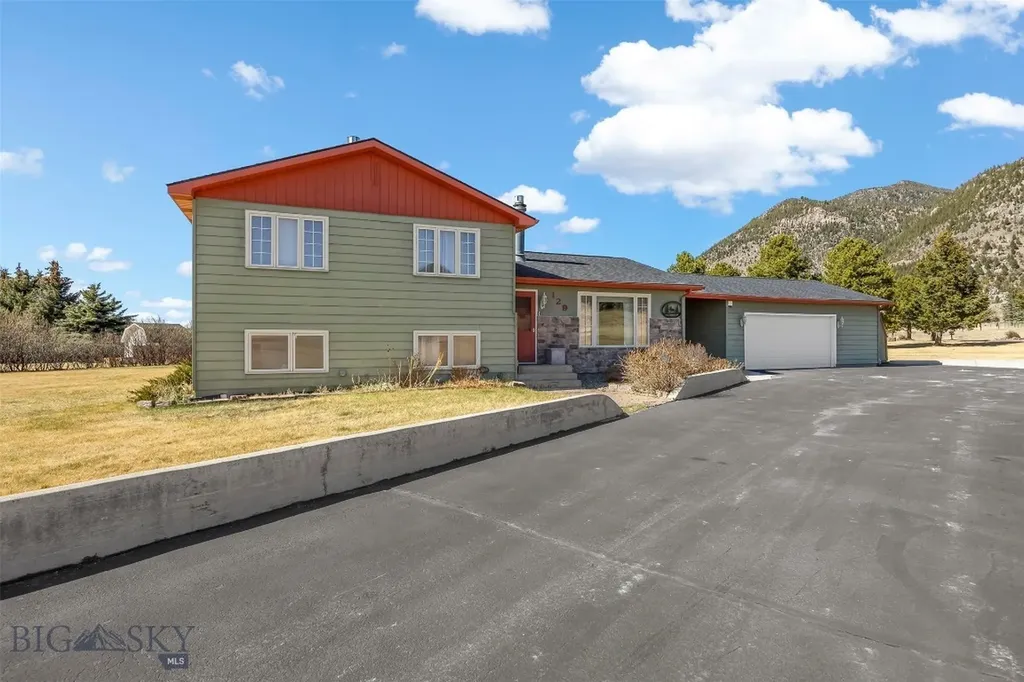 129 Aspen Butte MT 59701