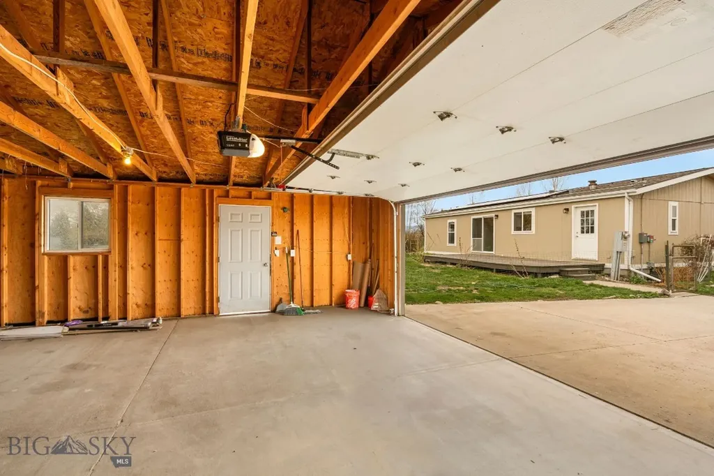 205 Tracy Ann Drive Belgrade MT 59714