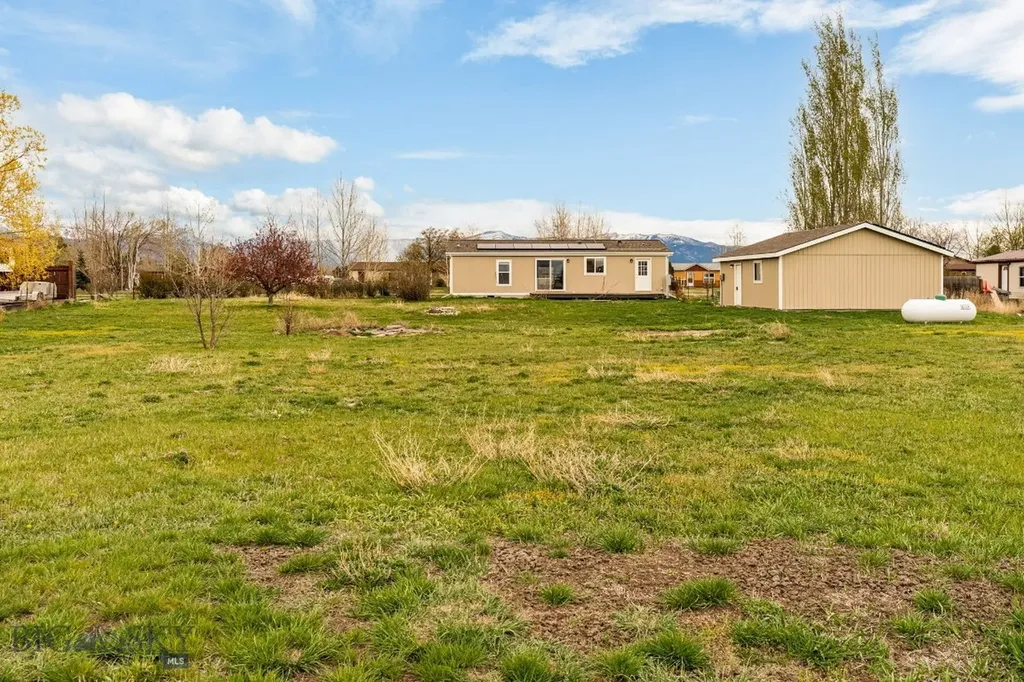205 Tracy Ann Drive Belgrade MT 59714