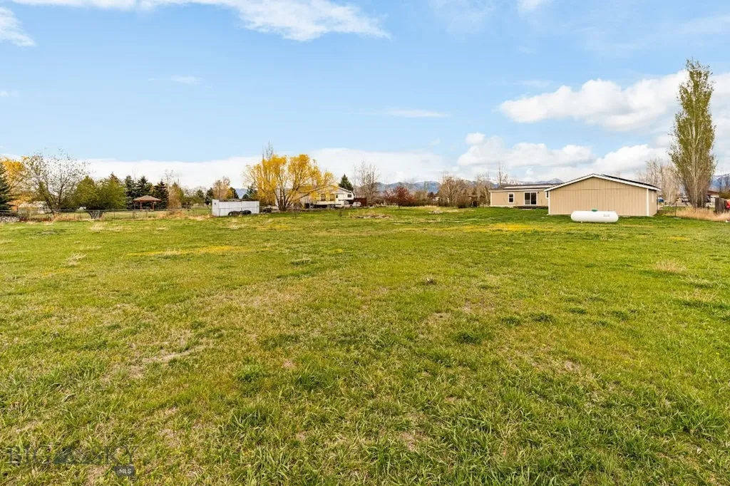 205 Tracy Ann Drive Belgrade MT 59714