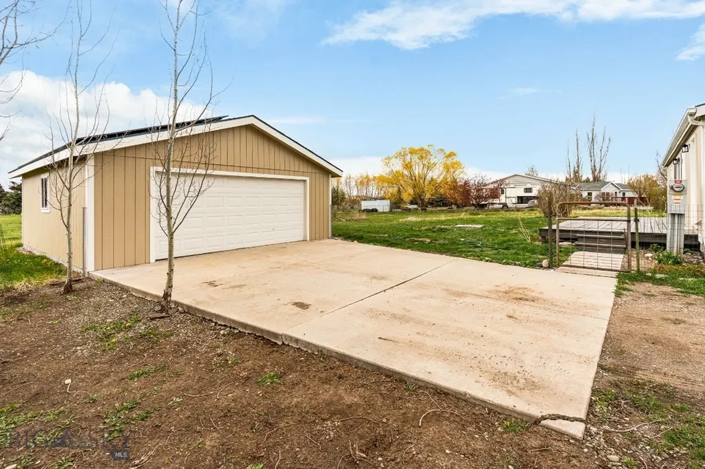 205 Tracy Ann Drive Belgrade MT 59714