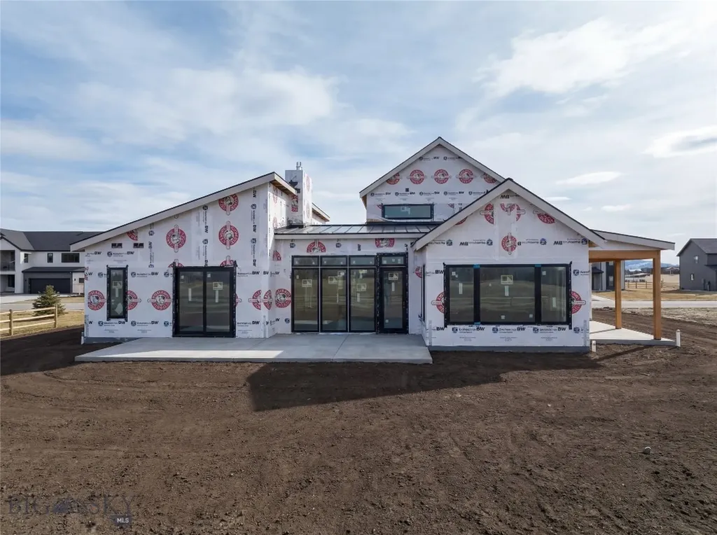 179 Creekbank Loop Bozeman MT 59718