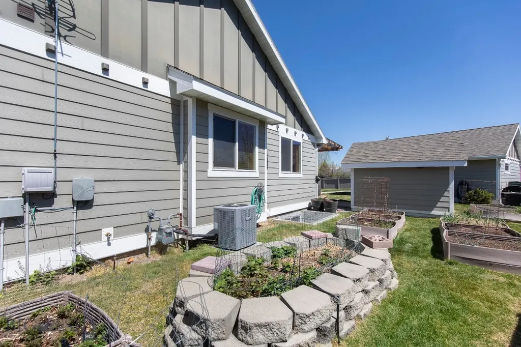 516 Circle F Trail Bozeman MT 59718