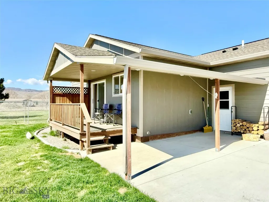 702 F Street Townsend MT 59644