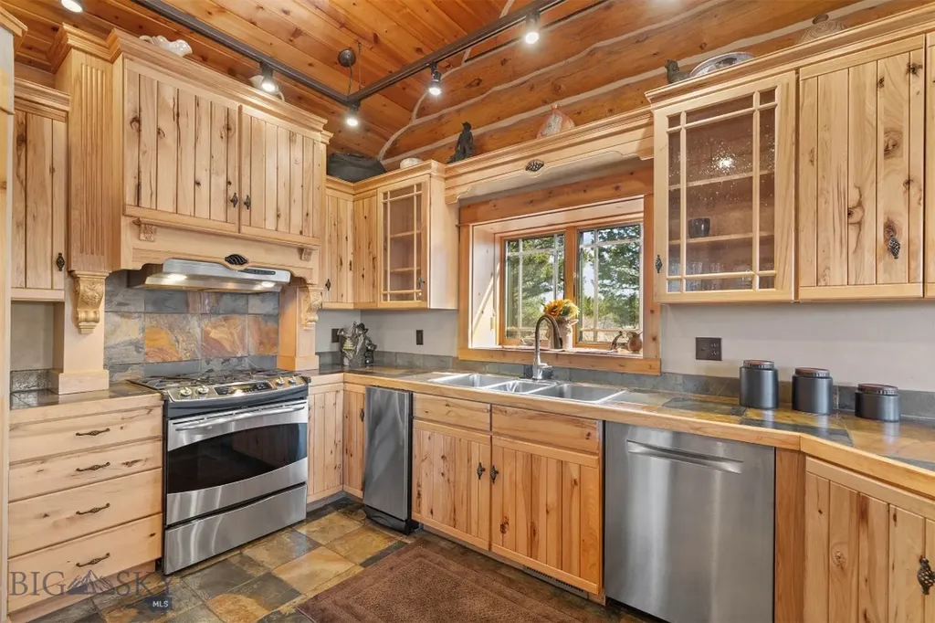 1062 Johnny Martinez Bozeman MT 59715