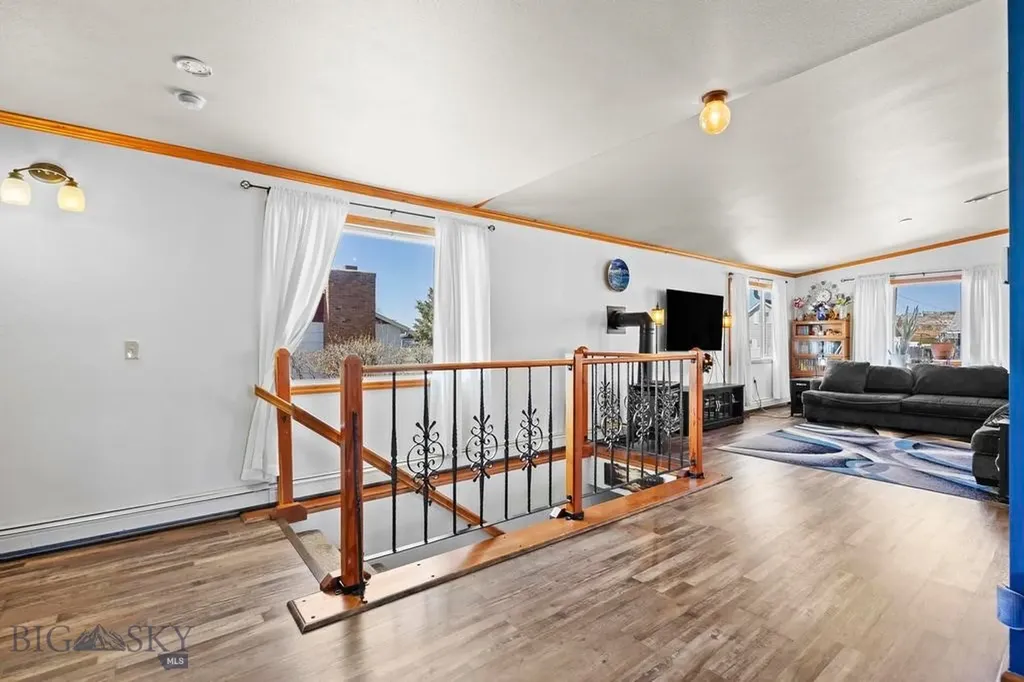 1302 Sampson Street Butte MT 59701