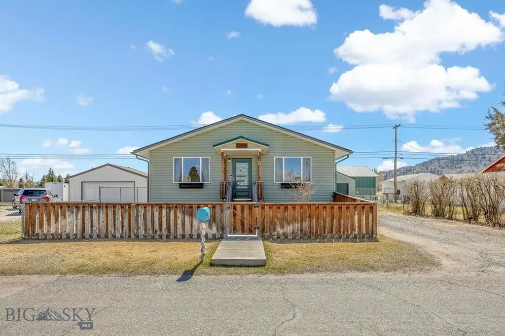 1302 Sampson Street Butte MT 59701