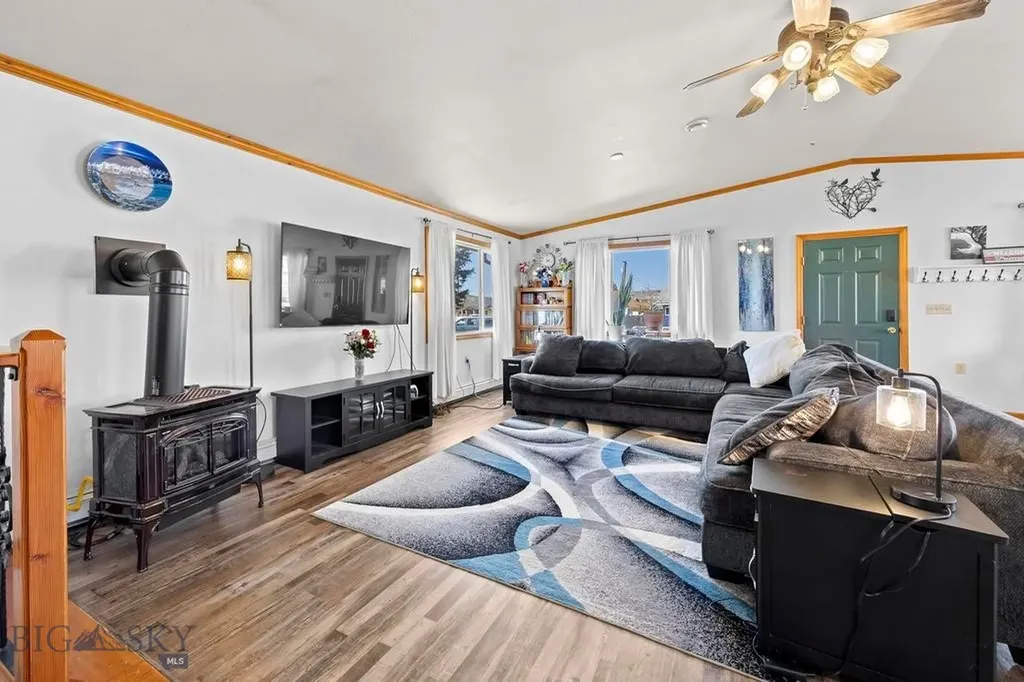 1302 Sampson Street Butte MT 59701
