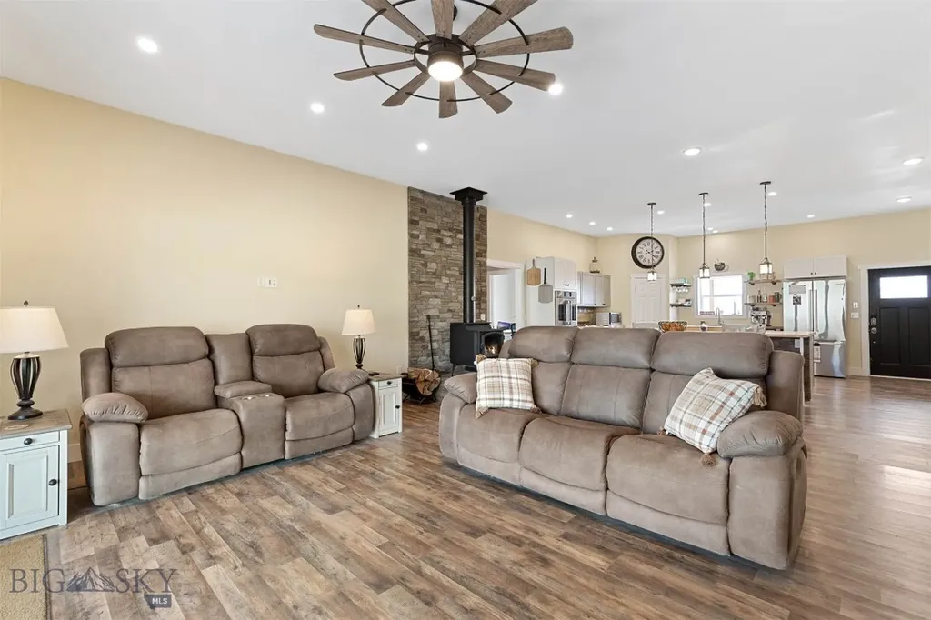 88 Hilltop Vista Loop Three Forks MT 59752