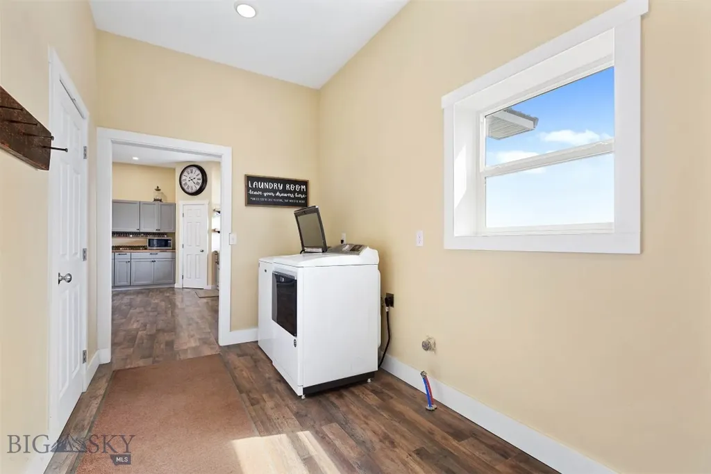 88 Hilltop Vista Loop Three Forks MT 59752