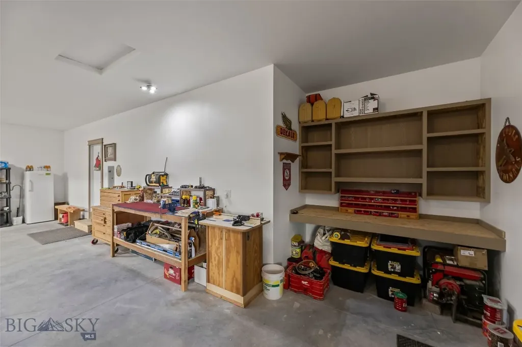 5 Bugle Court Ennis MT 59729