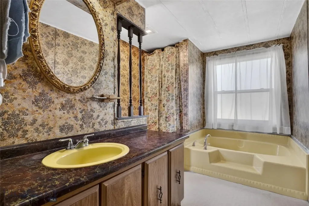 311 2nd Street S Cascade MT 59421