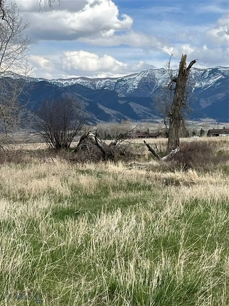 7056 E Baseline Belgrade MT 59714