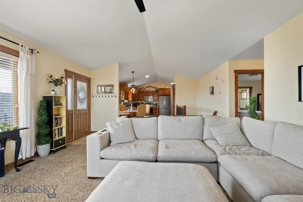 338 Expedition Drive Dillon MT 59725