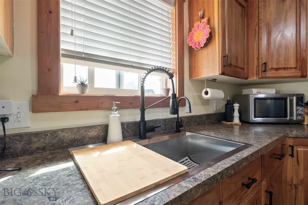 338 Expedition Drive Dillon MT 59725