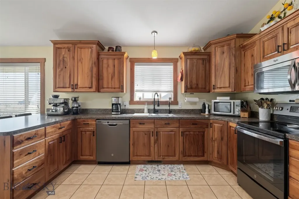 338 Expedition Drive Dillon MT 59725