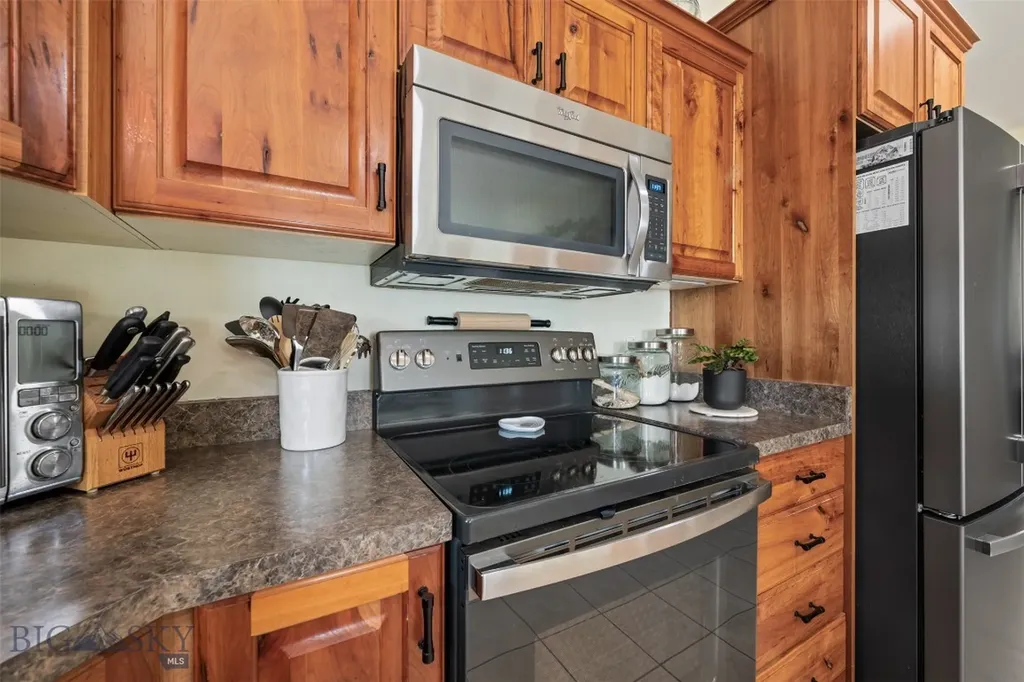 338 Expedition Drive Dillon MT 59725