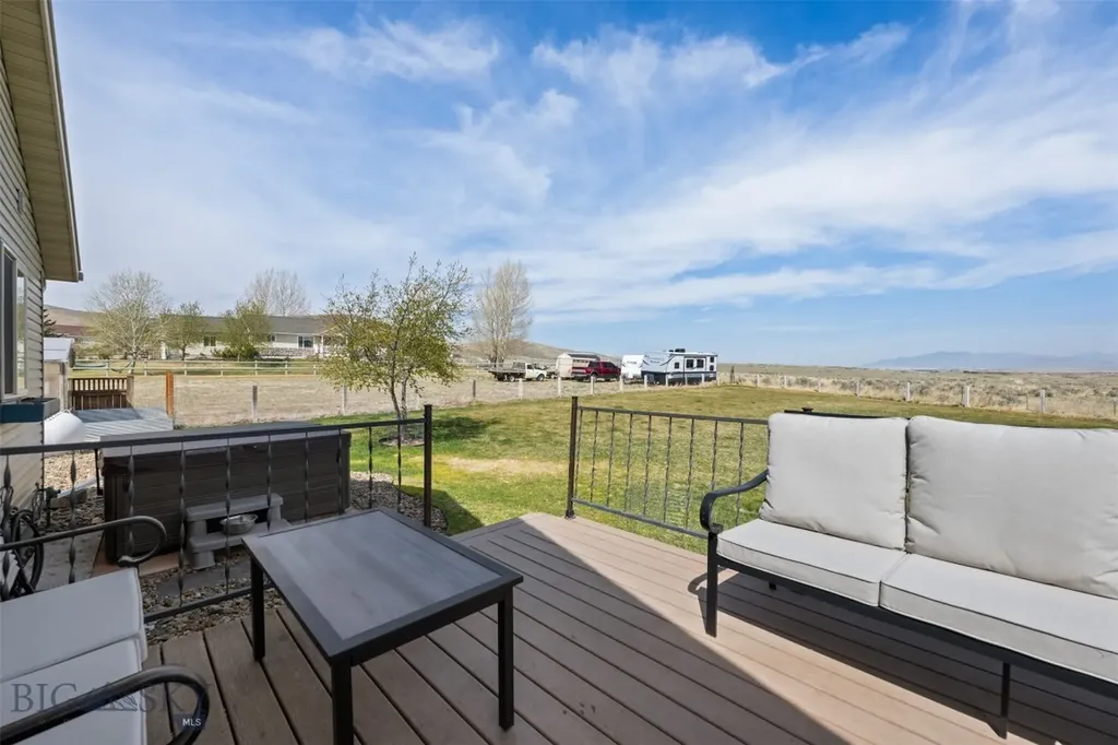 338 Expedition Drive Dillon MT 59725