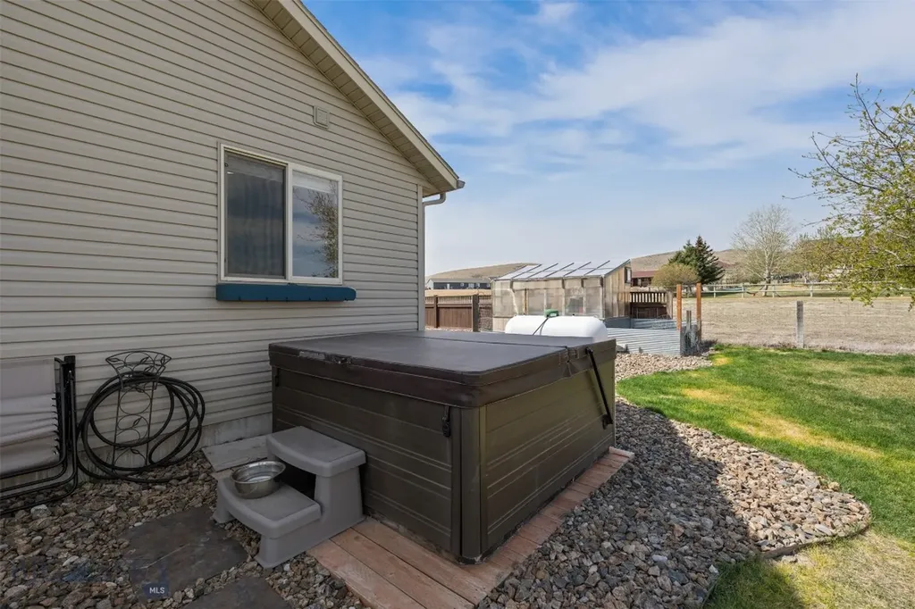 338 Expedition Drive Dillon MT 59725