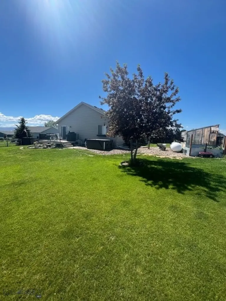 338 Expedition Drive Dillon MT 59725