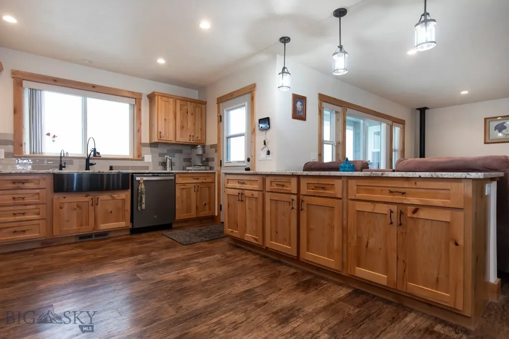 7 Bluebell Road Three Forks MT 59752