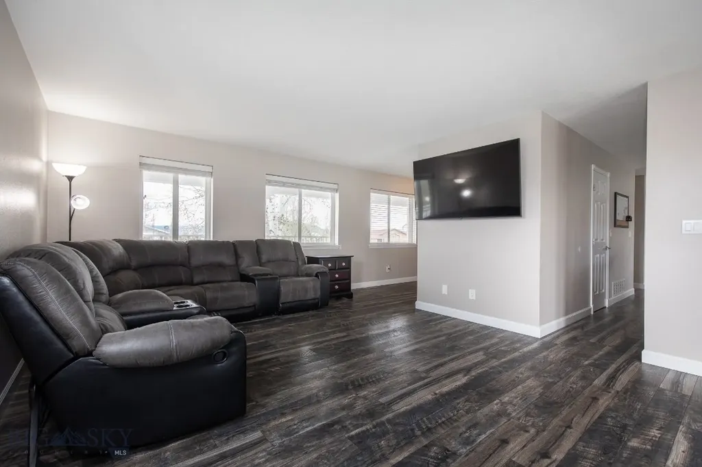 8116 Alamosa Circle Bozeman MT 59718