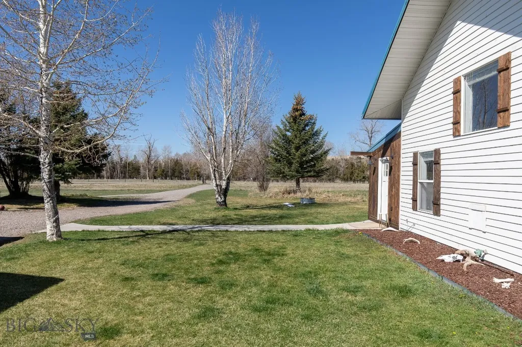 9150 Dry Creek Road Belgrade MT 59714